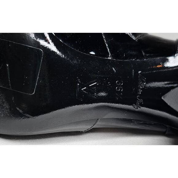 Louis Vuitton Silhouette Ankle Boot in Black Patent Leather - Picture 11 of 13